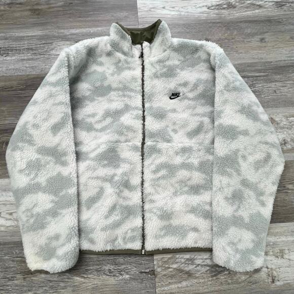 Nike Sportswear Club Fleece Plus Reversible Womens M Full Zip Winterized Jacket - Picture 1 of 10